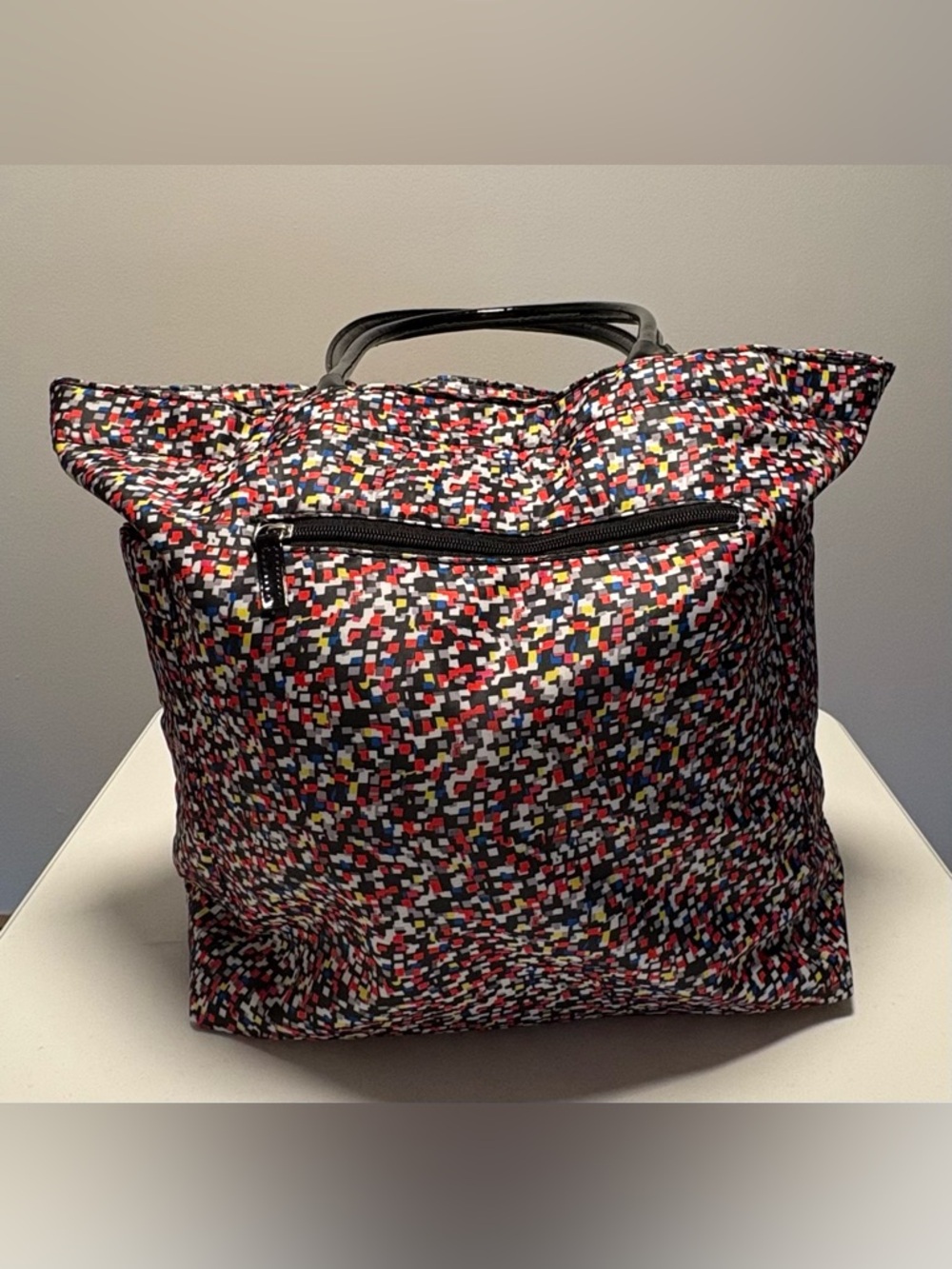 New DSW large tote bag with contrasting prints and double handles
